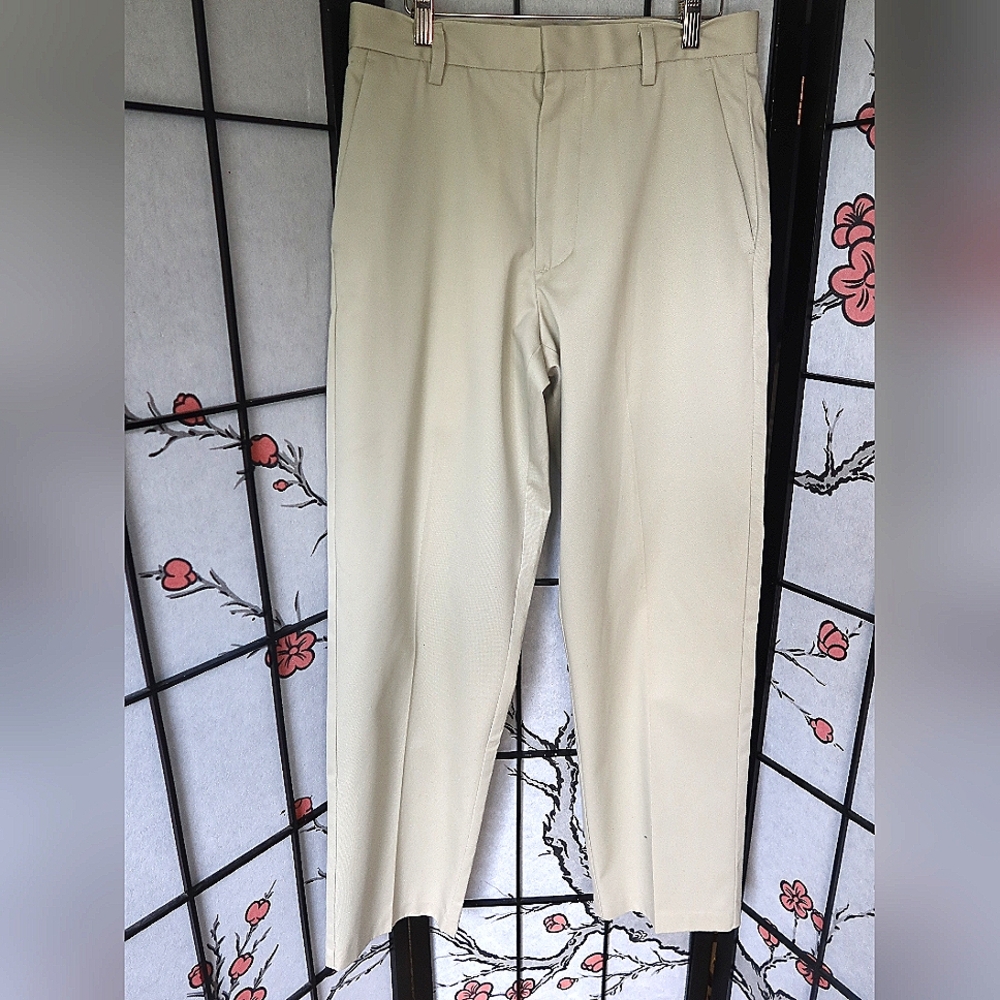 Dockers Men's Cream Dress Pants 30×32